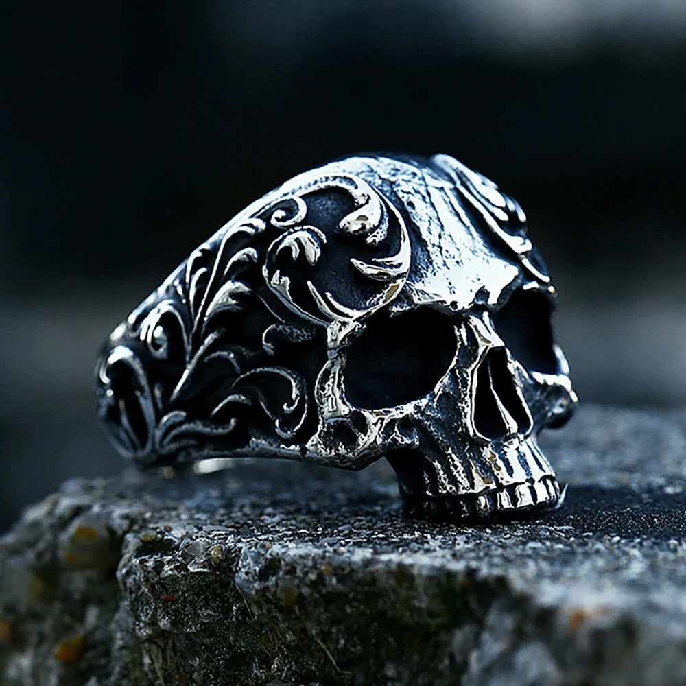 Thornmark Skull Ring