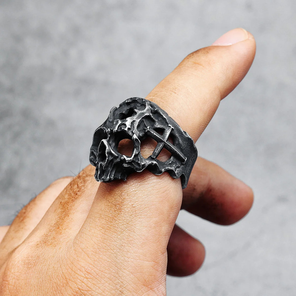 Sanctum Noire Skull ring